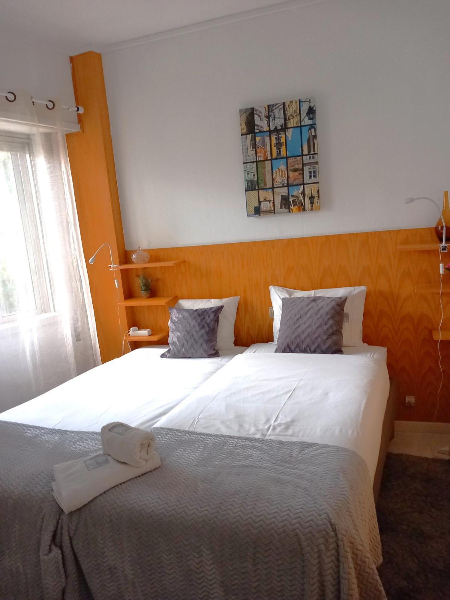 Charm Discovery Principe 7 * Lisbon
